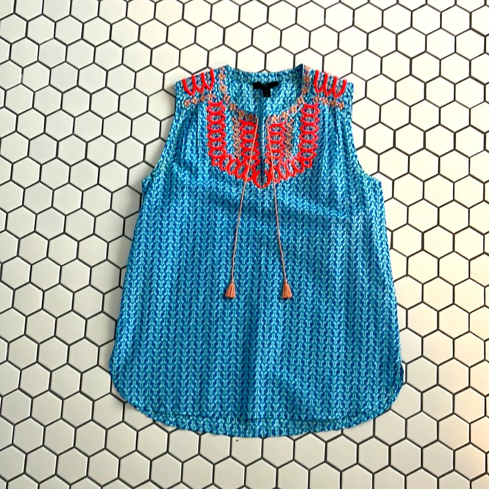 Sleeveless embroidered J Crew blouse, size 2!